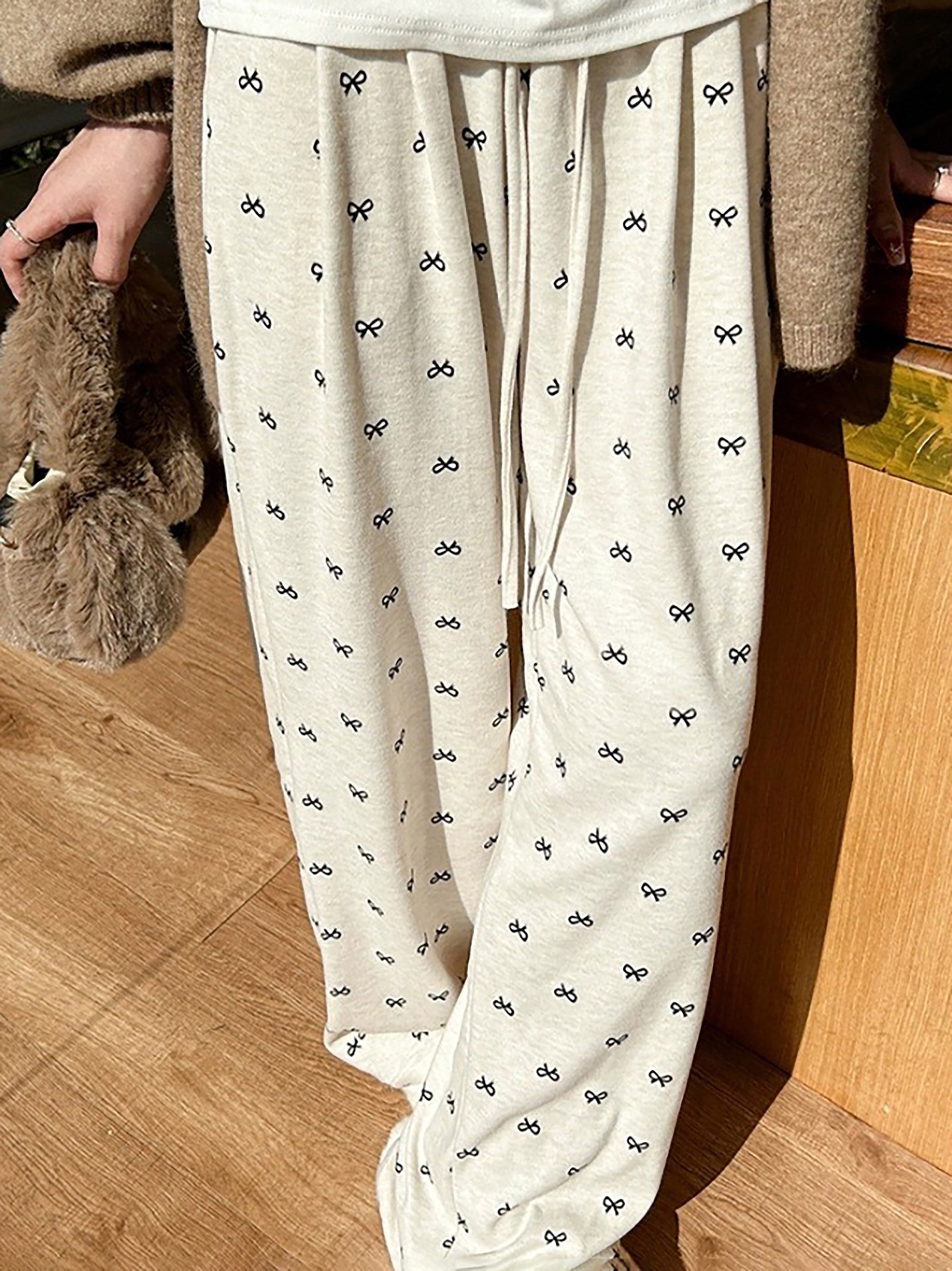 [Slightly Stretchable] High Waist Drawstring Straight Leg Pants