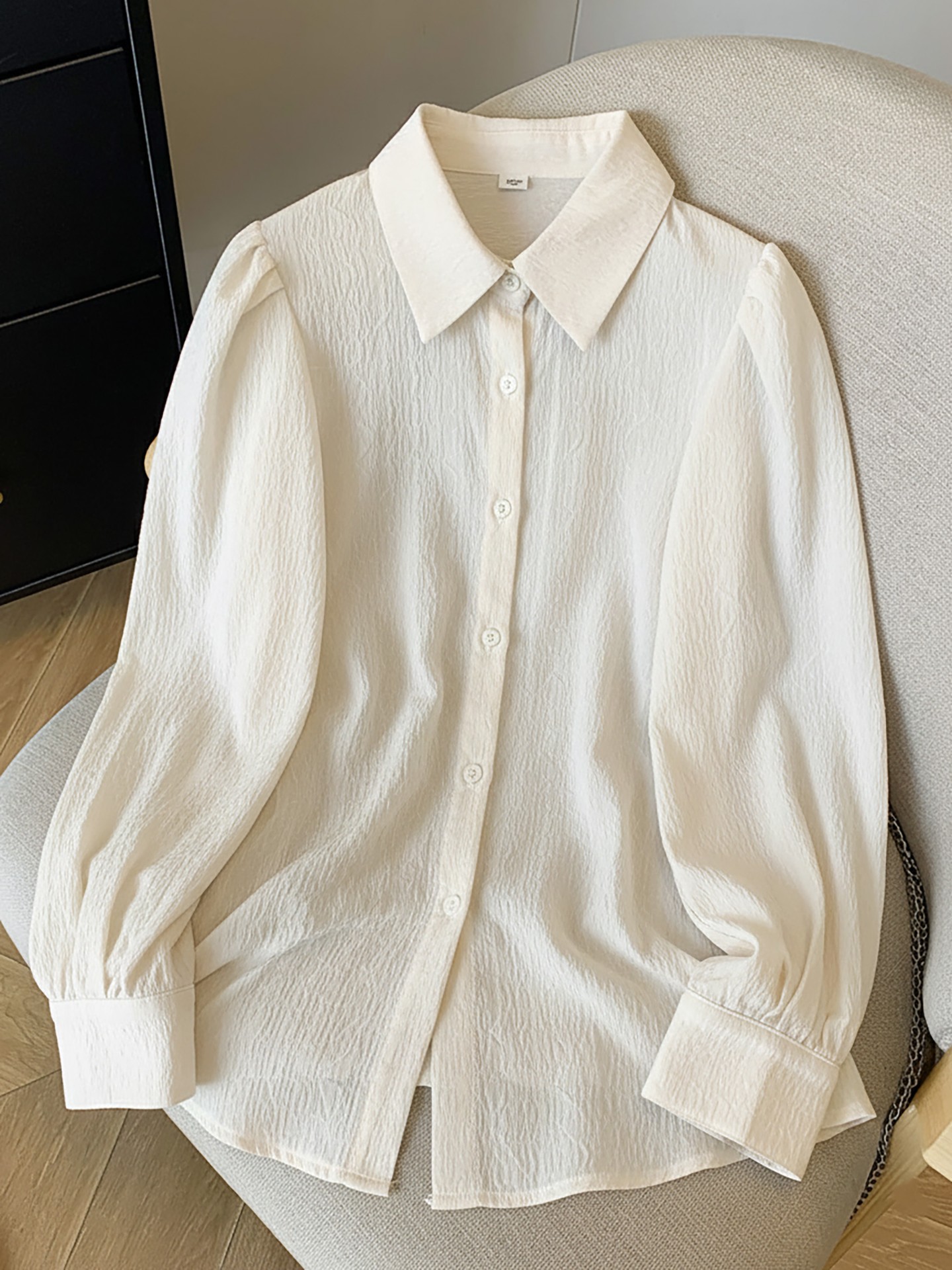 Simple textured shirt