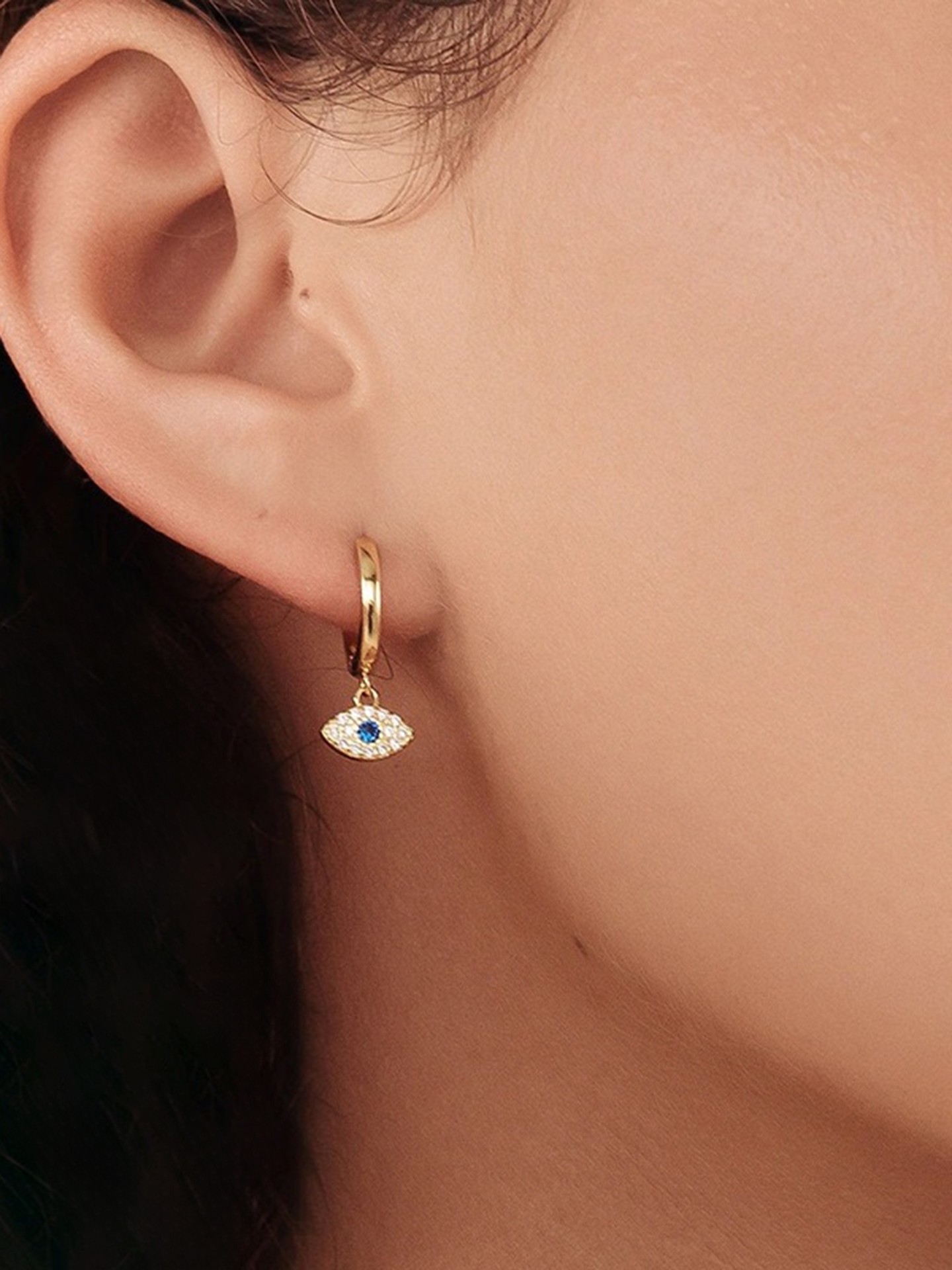 Eyes Artificial Jewellery - Dangle