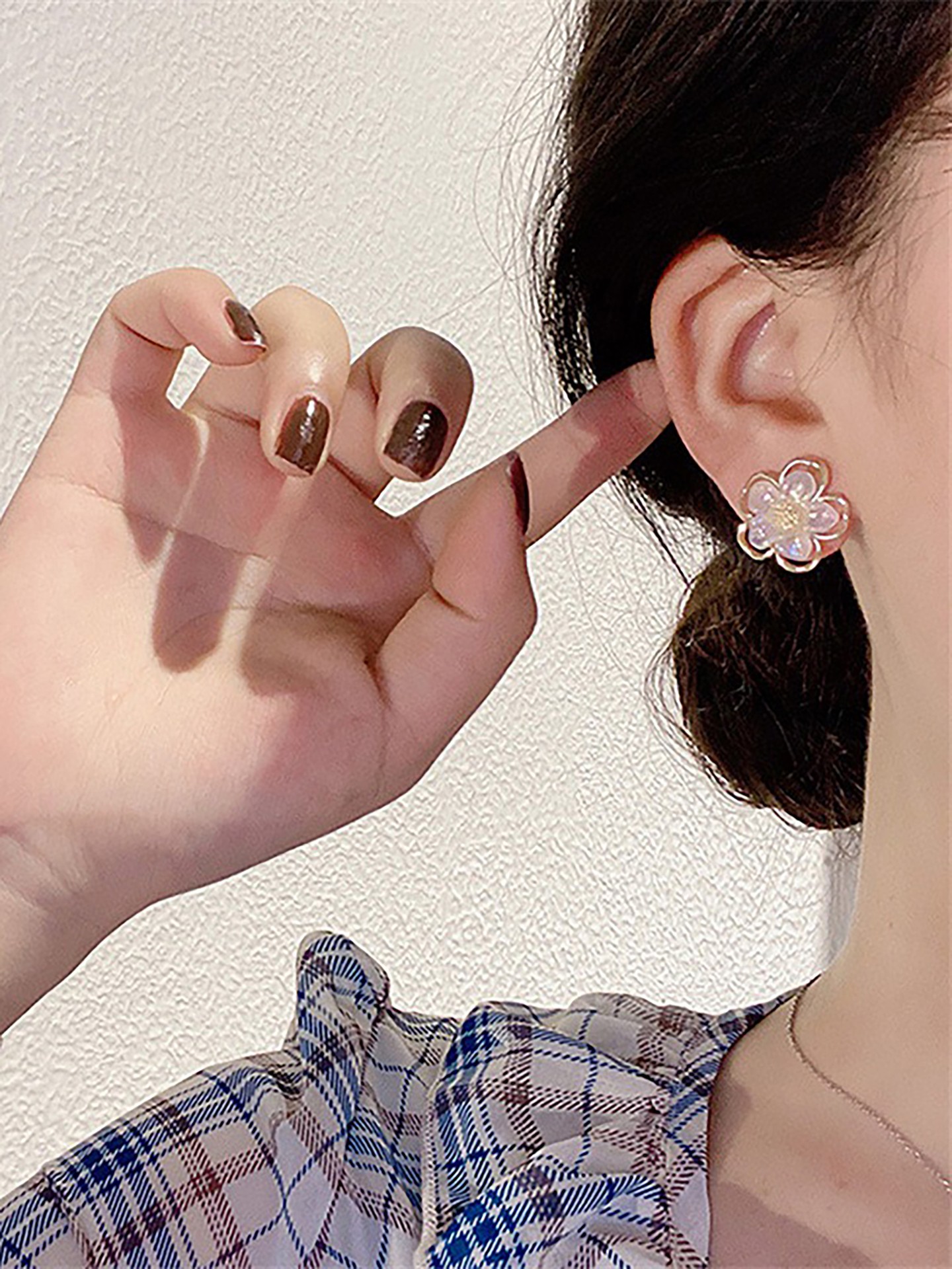 Flowers Artificial Jewellery - Stud