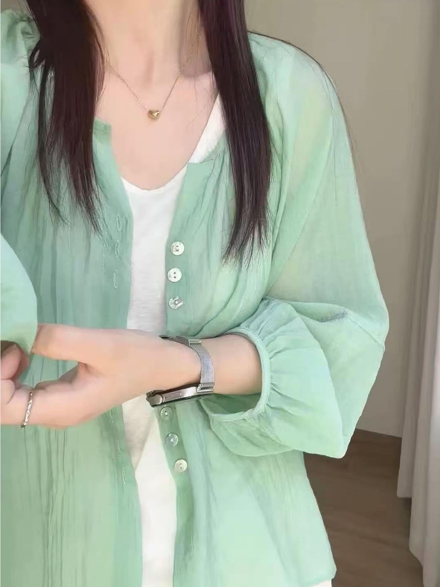 Light Chiffon Balloon Sleeve Open-front Blouse