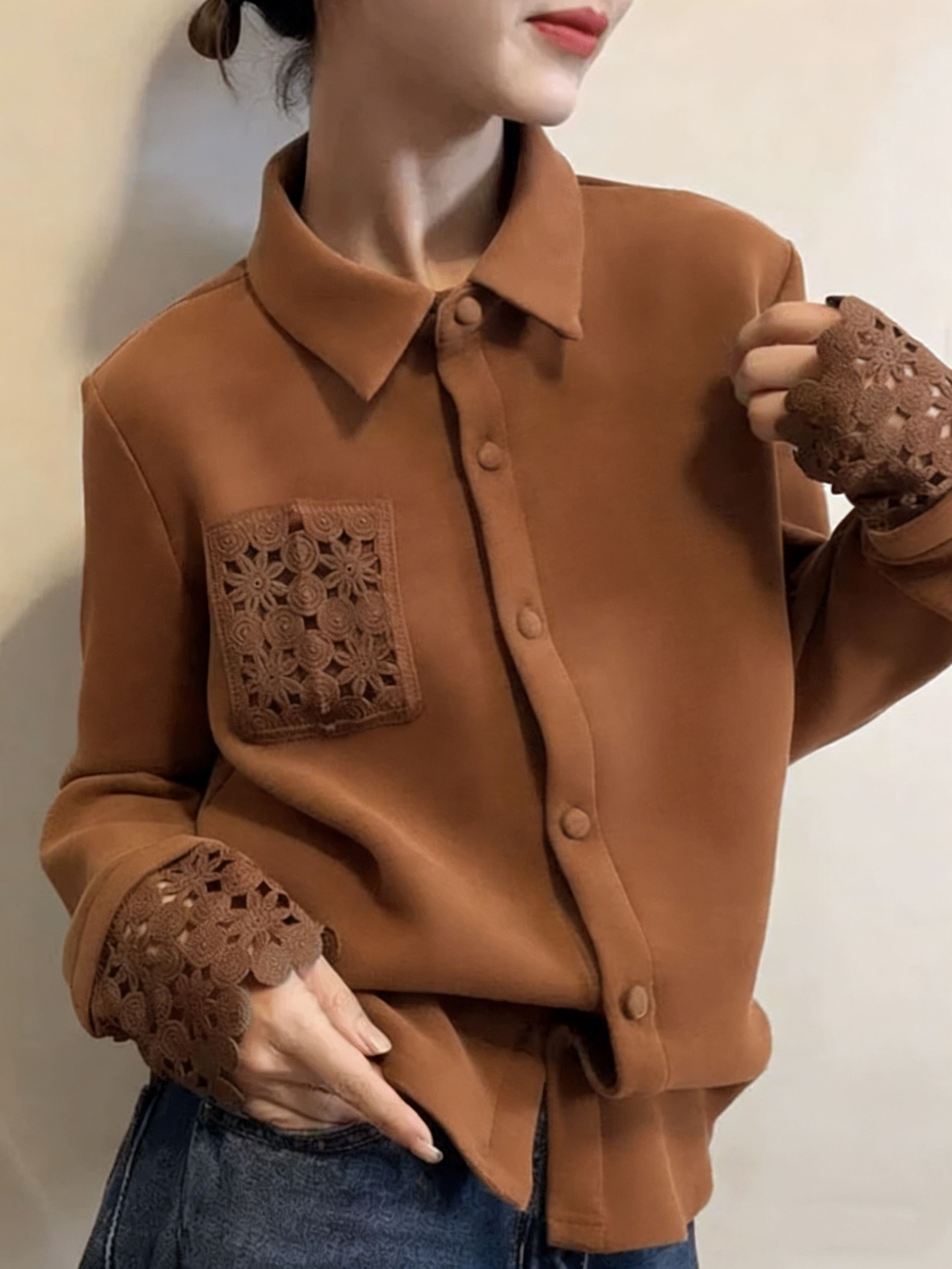 Warm Velour fabric shirt with embroidered details