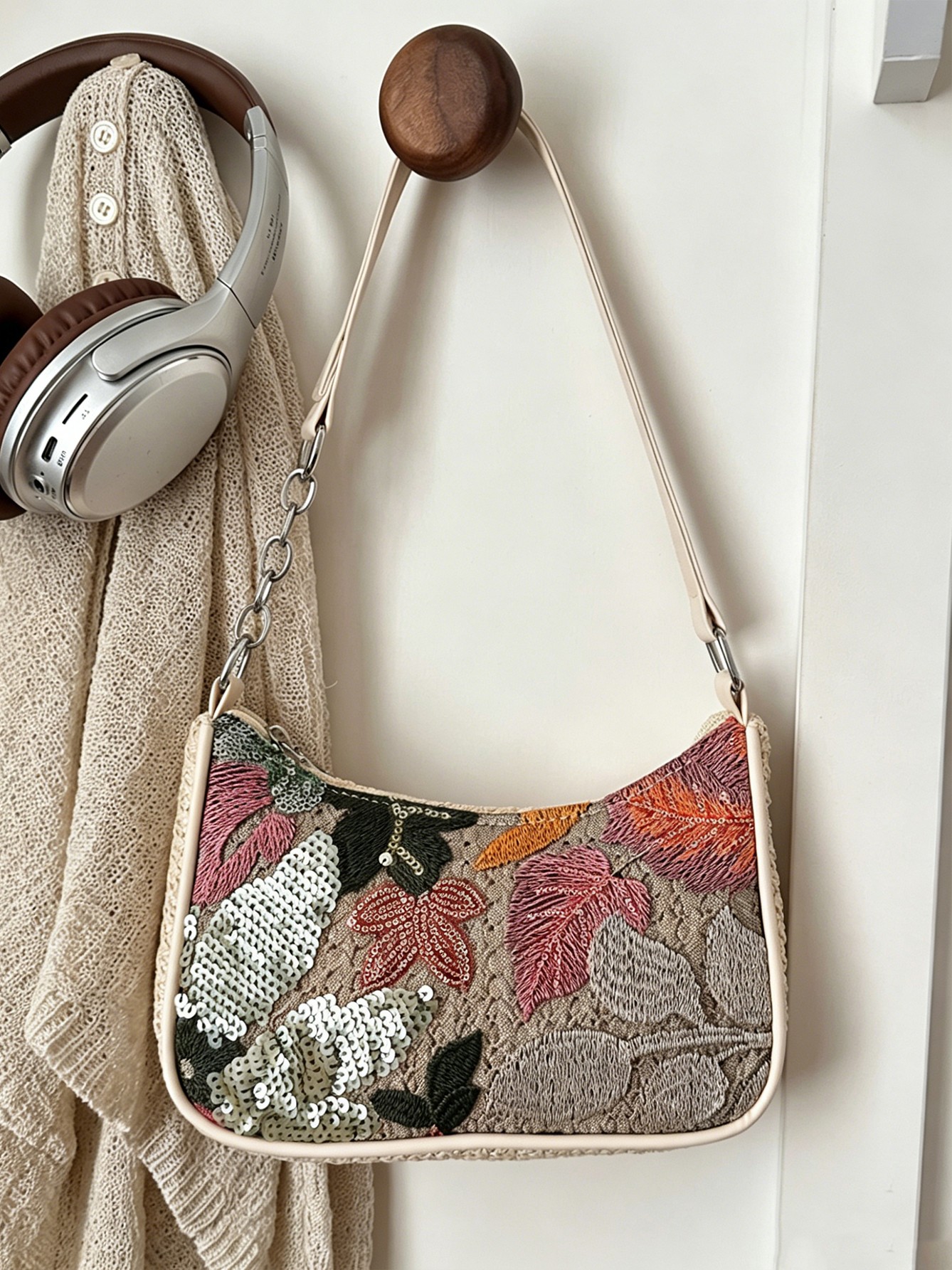 Sequin Detail Shoulder Bag