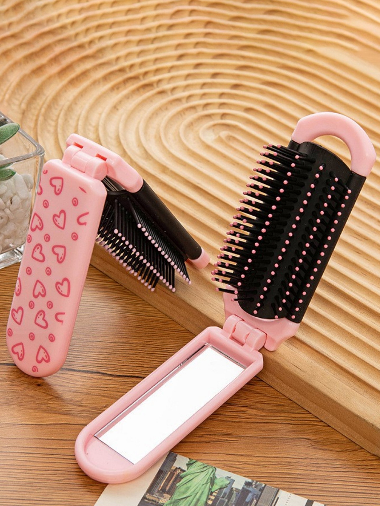 Sweet Heart Foldable Comb with Mirror