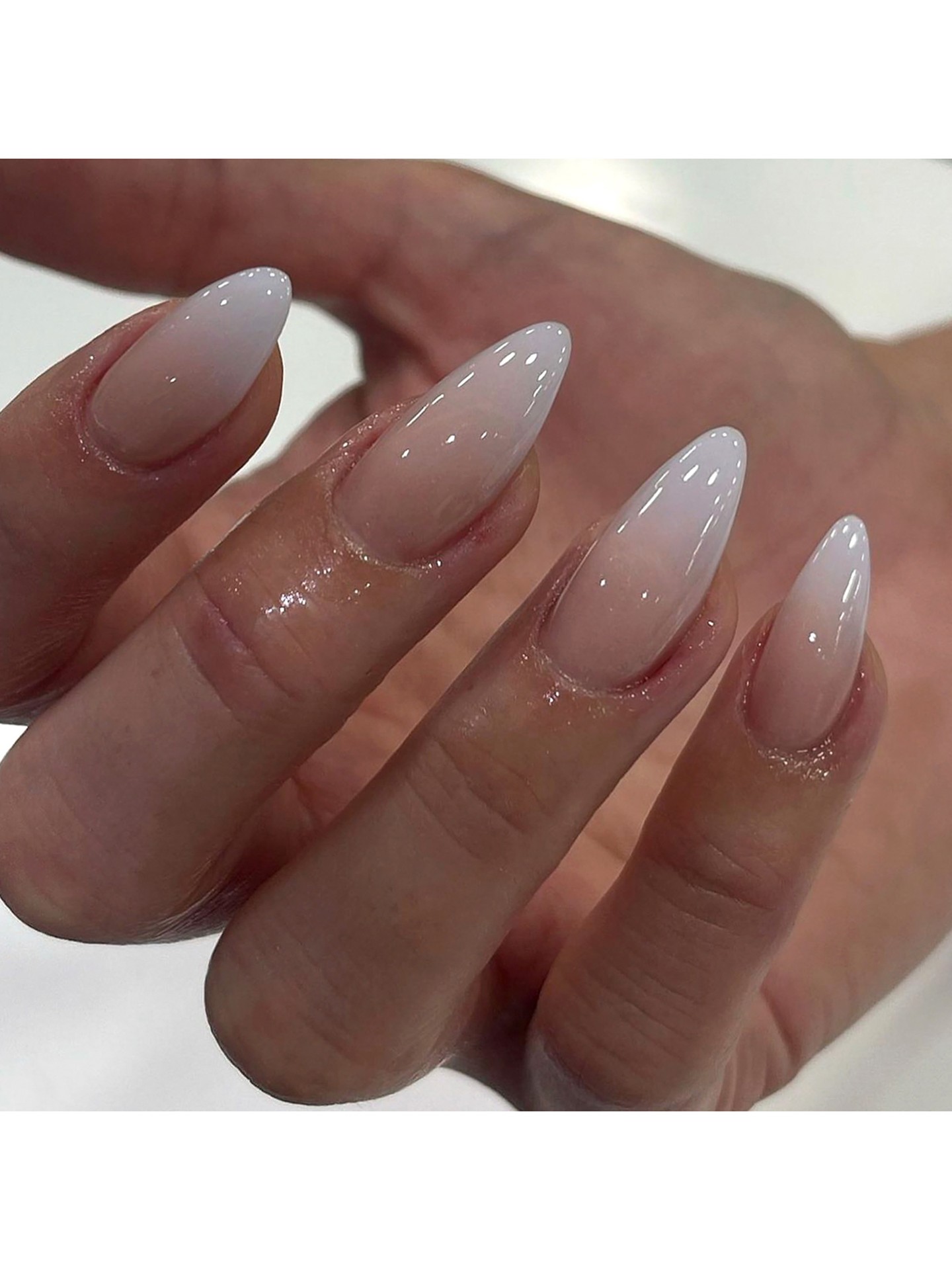 Gradient Artificial Nails
