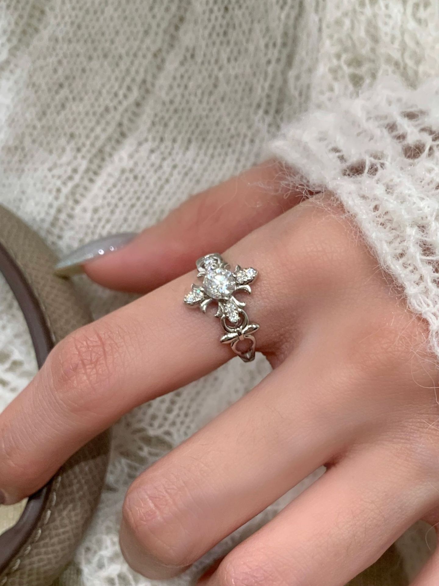Round Fashion Ring