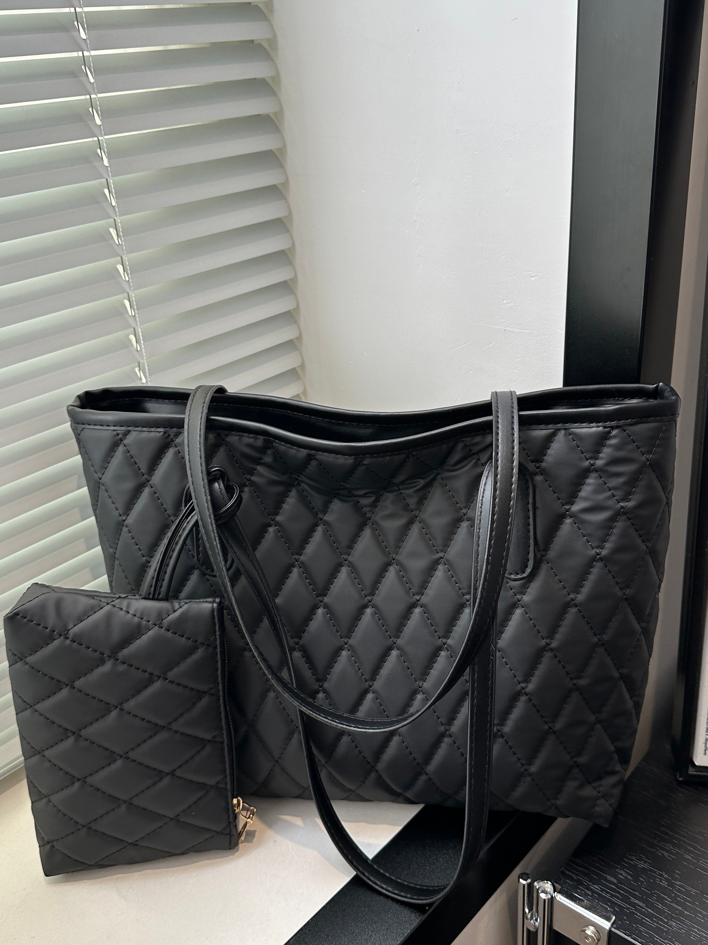 Padded Totes Bag