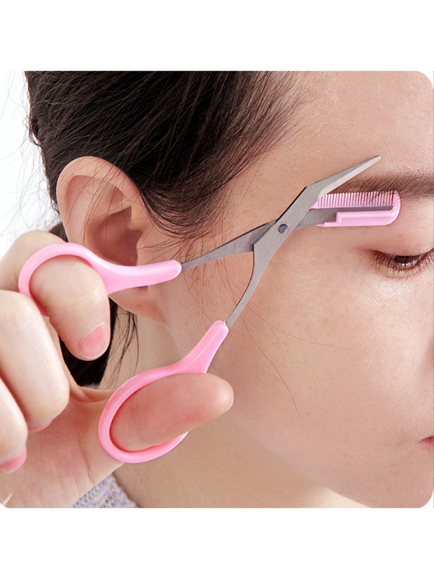 Eyebrow Scissors