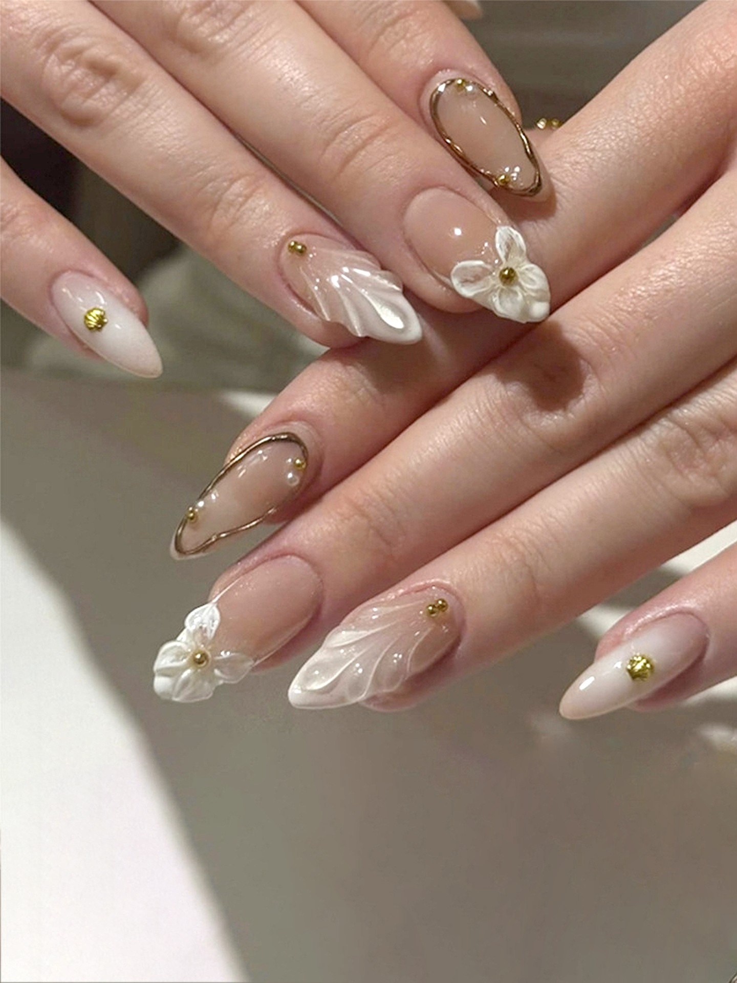 Flowers&Gold Artificial Nails