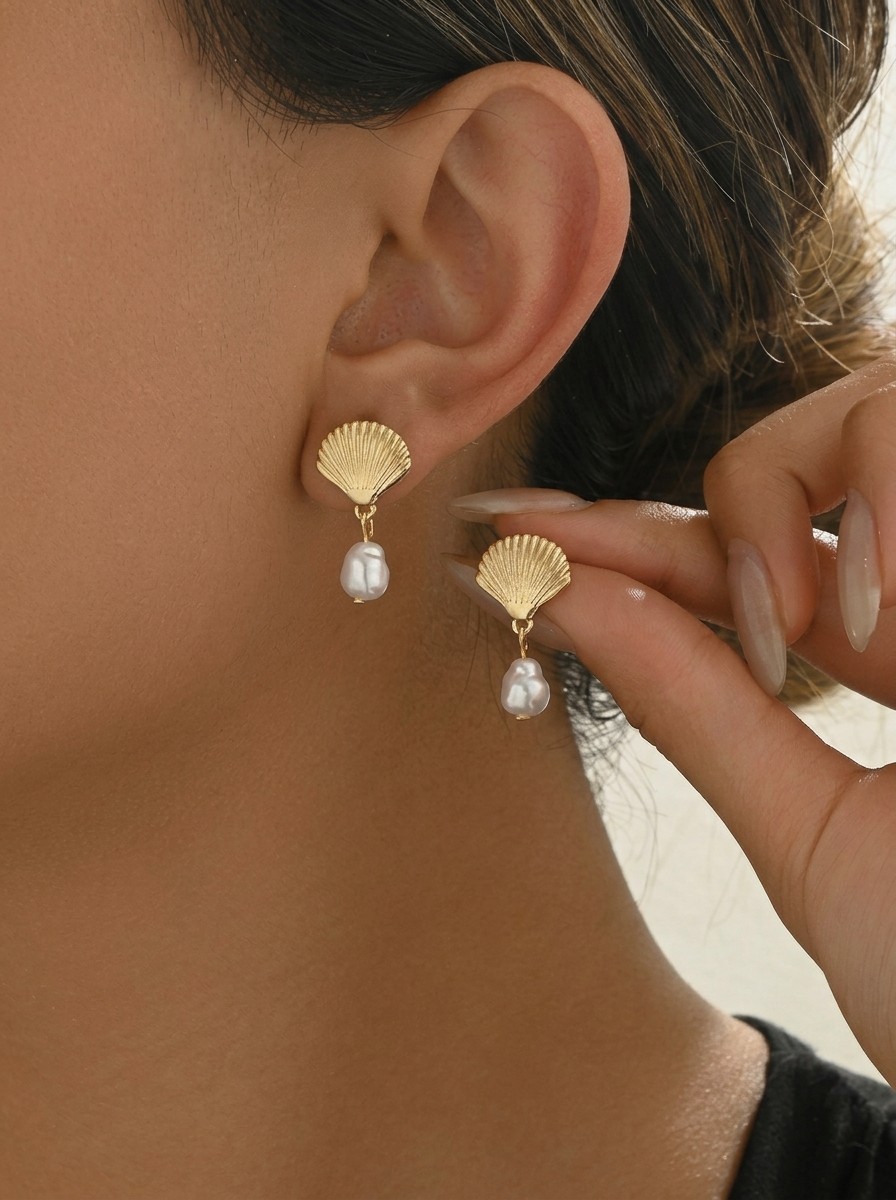 Shell Dangle Earrings