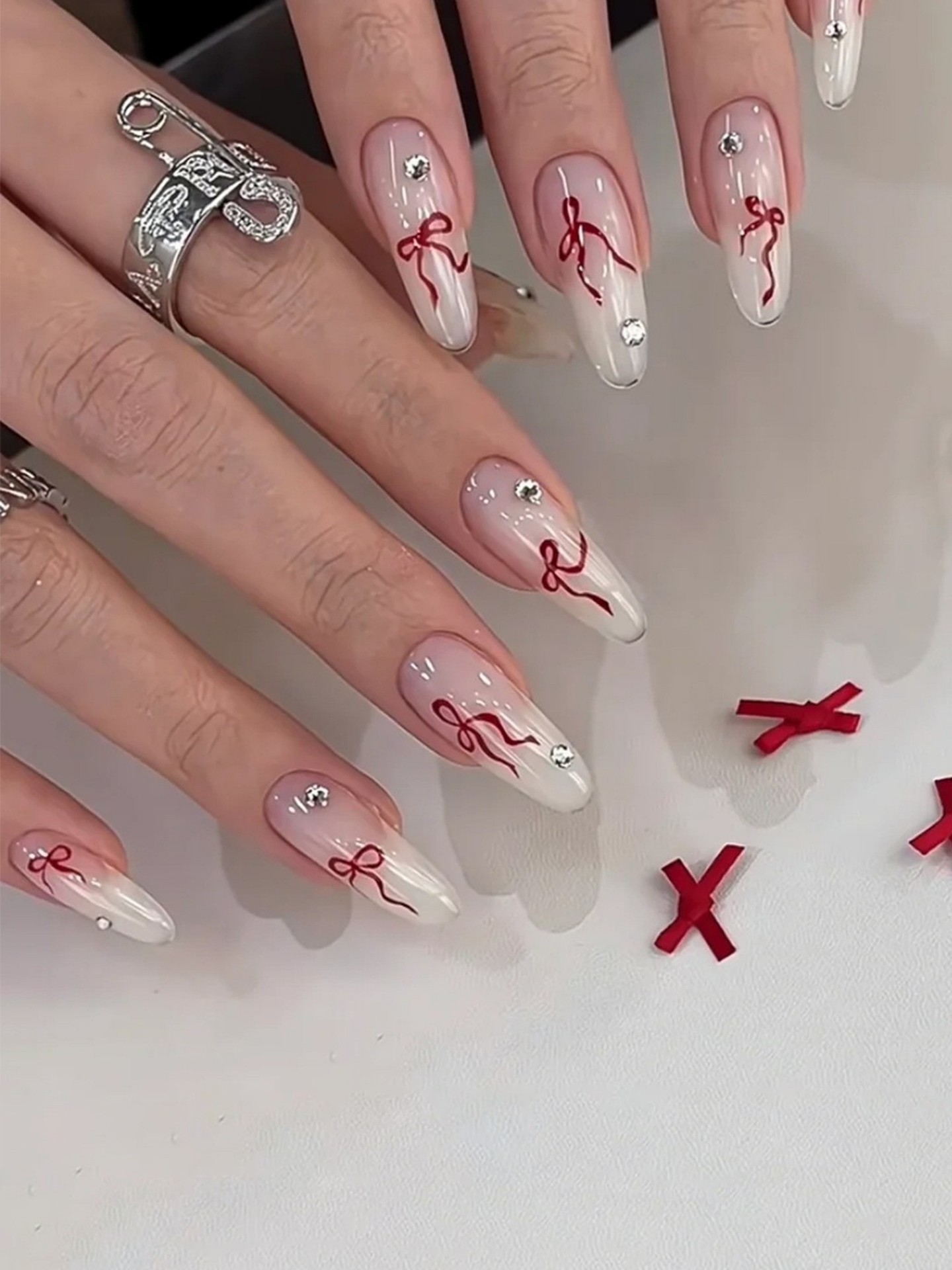 Bow Nail Art