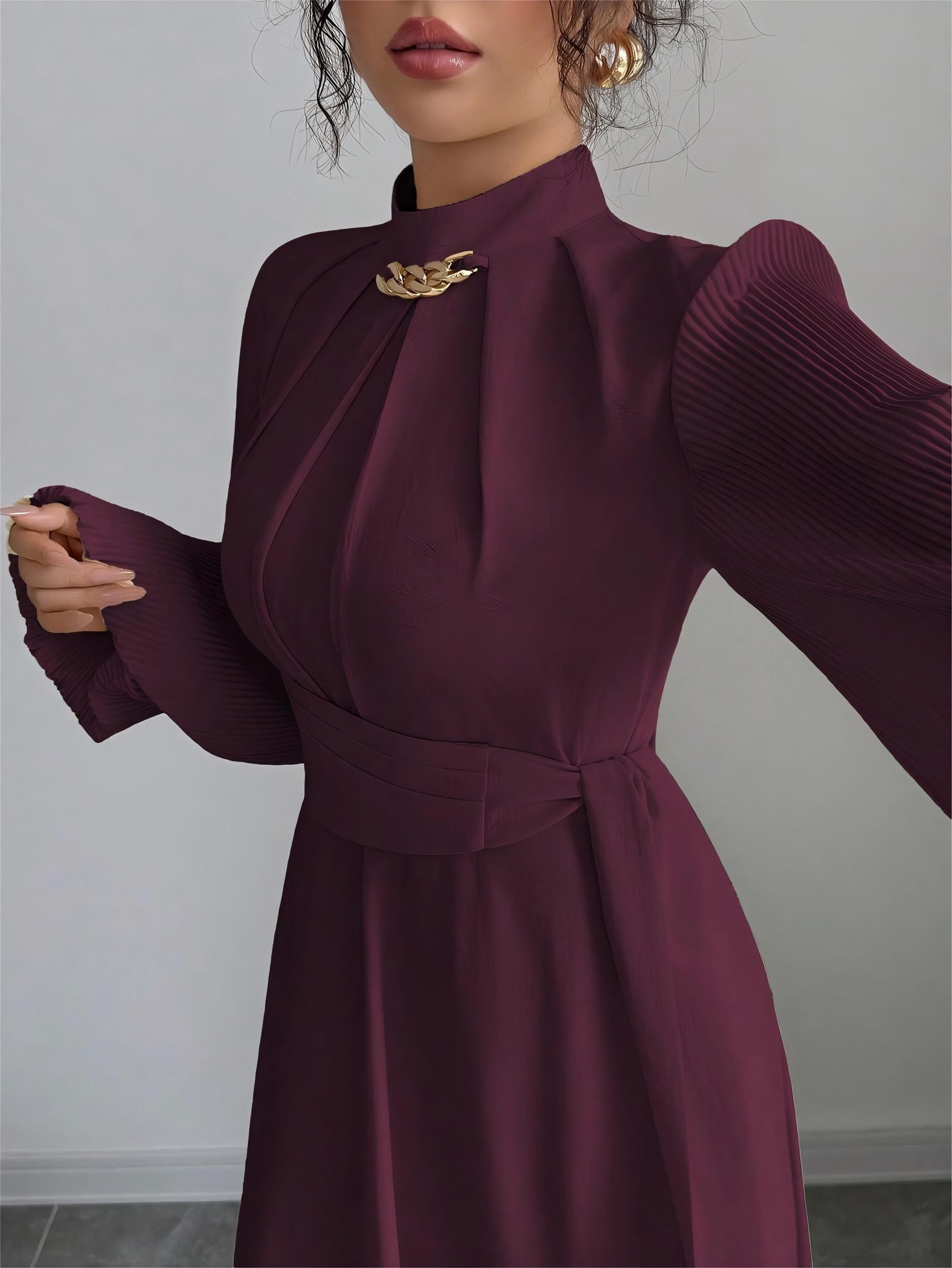 Micro Pleated Sleeve Elegant Dress
