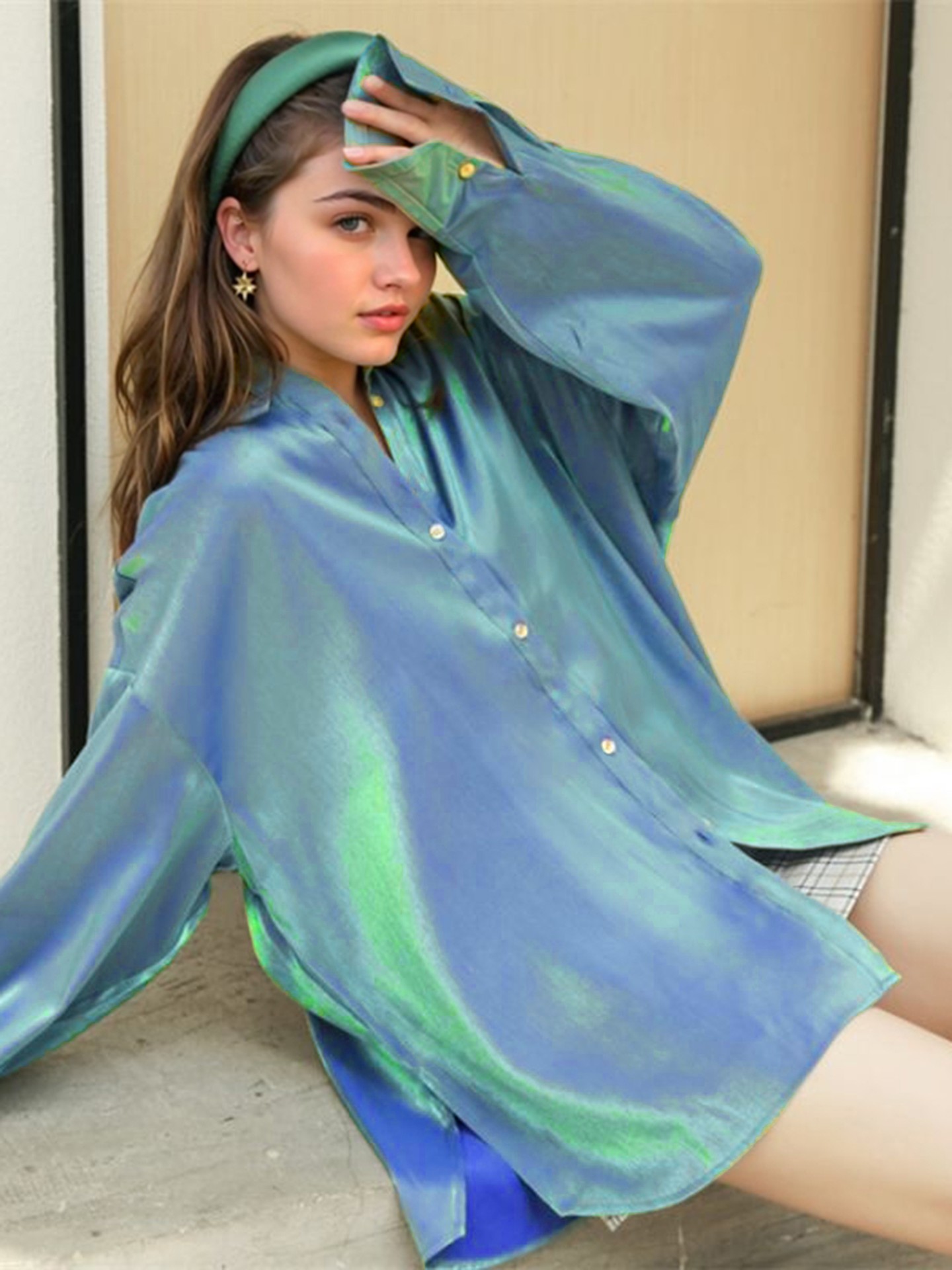 Stylish Iridescent Shirt, Shimmering Effect