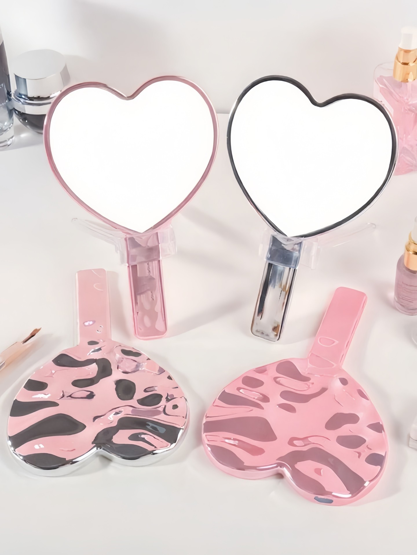 Sweet Heart-Shaped Handheld Makeup Mirror