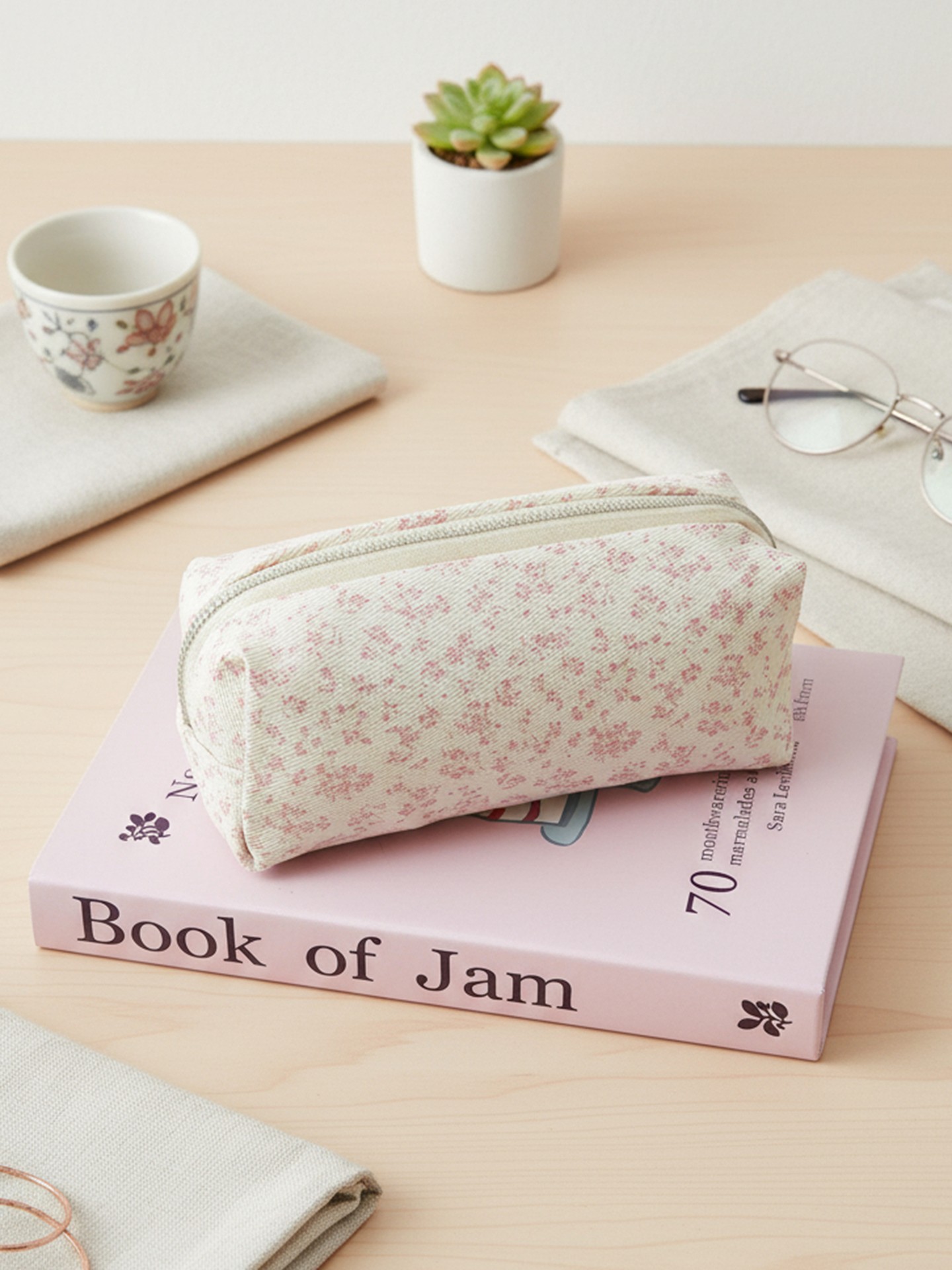 Flowers Makeup Pouch