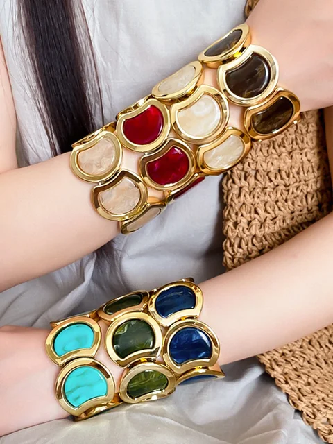 Metal Detail Bangle Bracelets